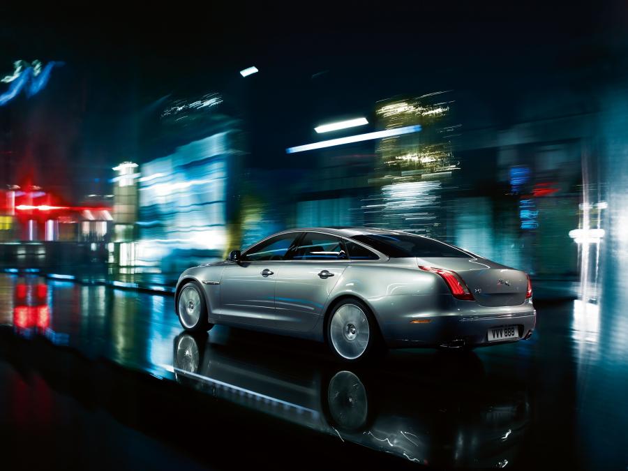  Jaguar XJ 2009 года  (фото 81 из 142)